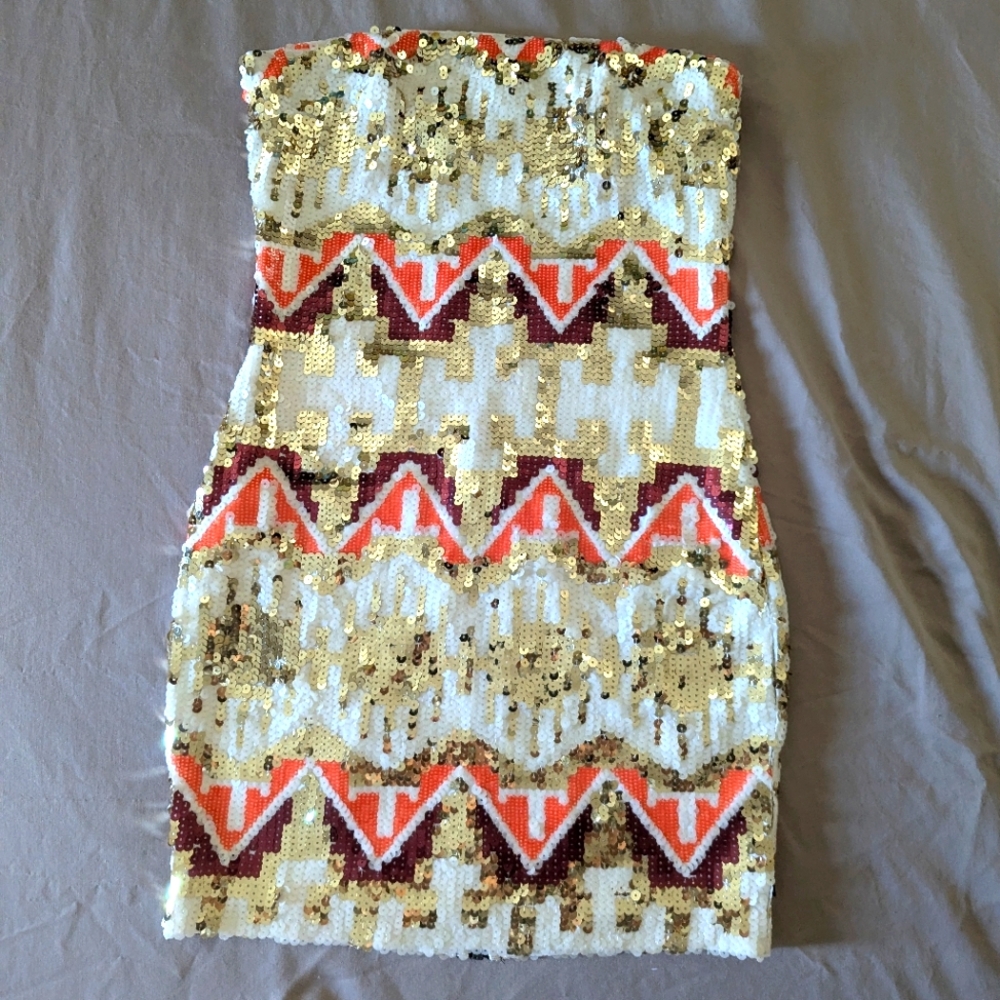 Bebe - Southwest Sequine Strapless dress